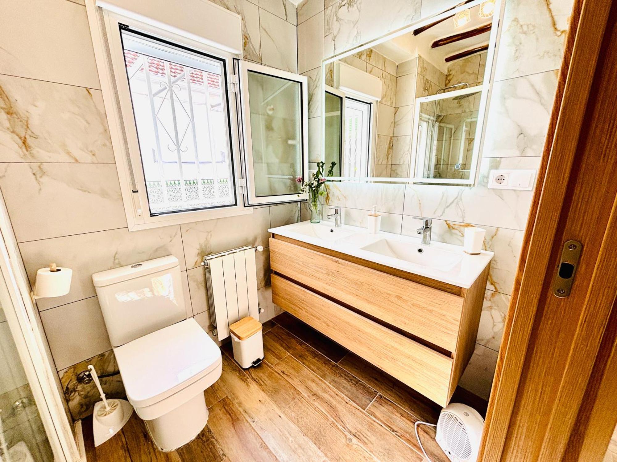 Super Casa Al Lado De Granada Holiday home