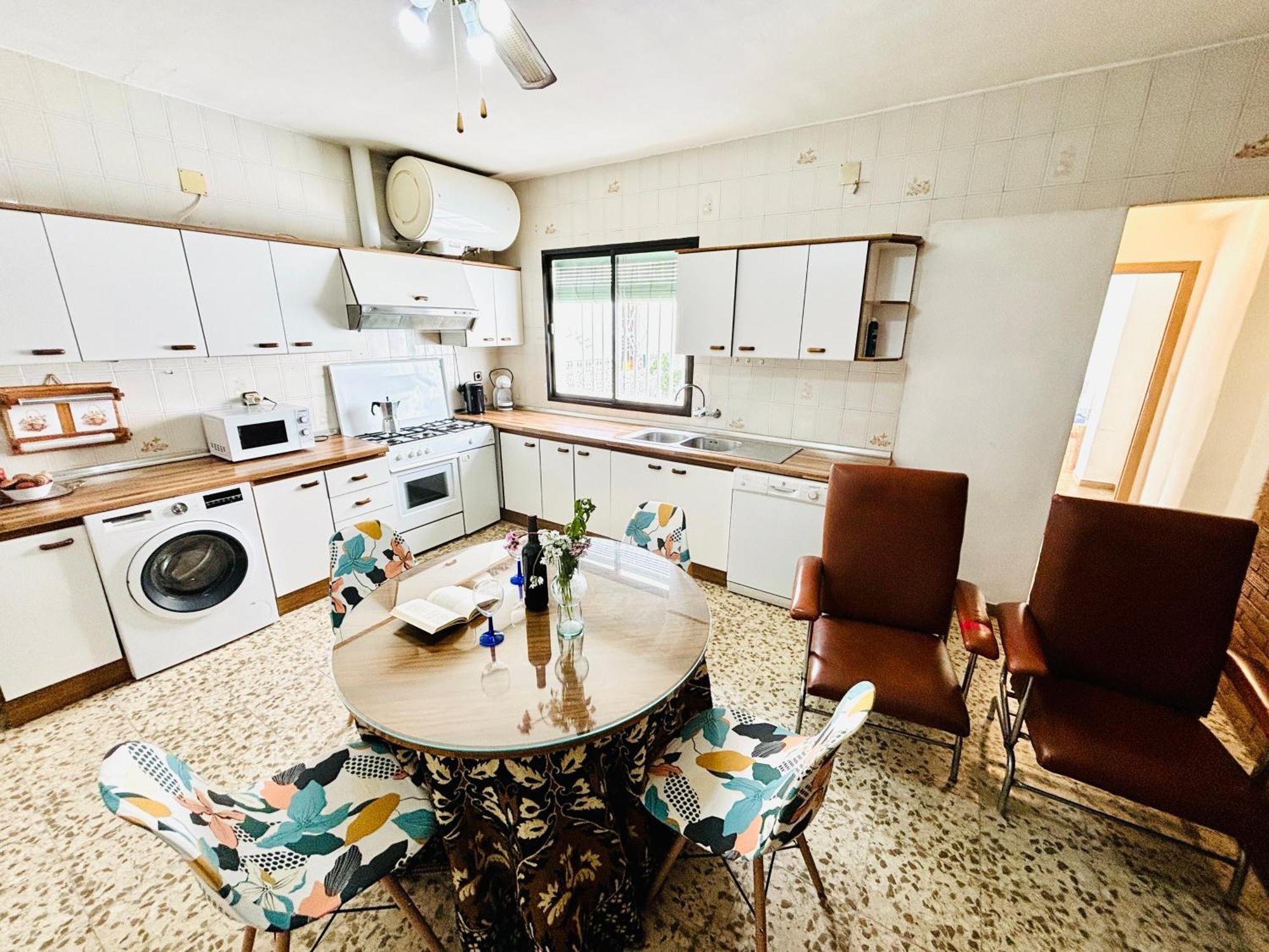 Hébergement de vacances Super Casa Al Lado De Granada *